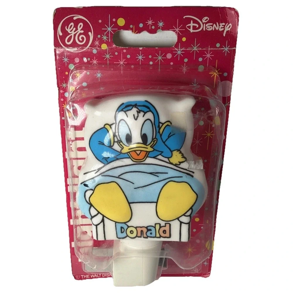 Vintage Bedtime Donald Duck Disney Kids Night Light GE Unopened NOS Disneyana